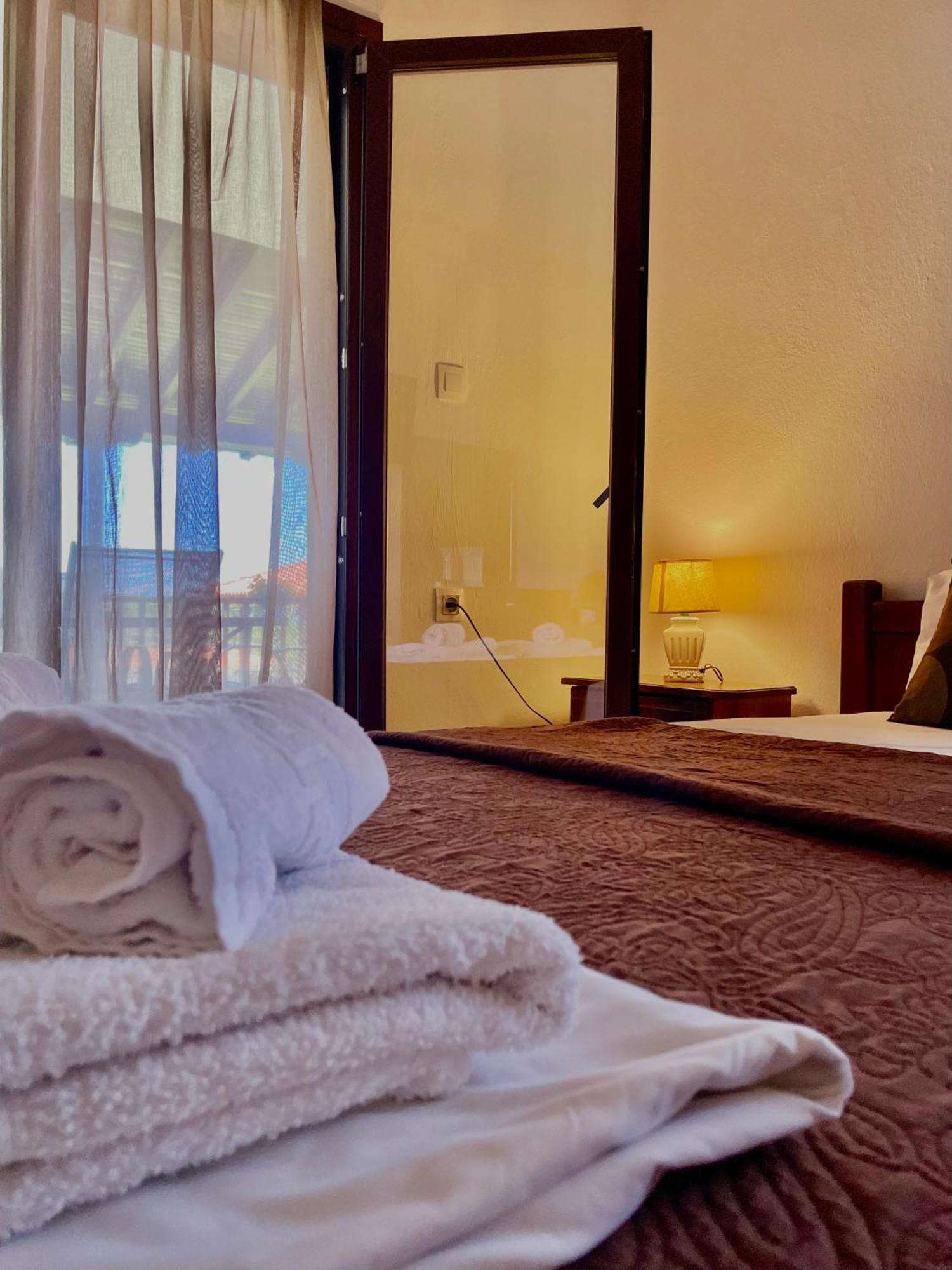 Anna Dani Apartments Vourvourou Ngoại thất bức ảnh