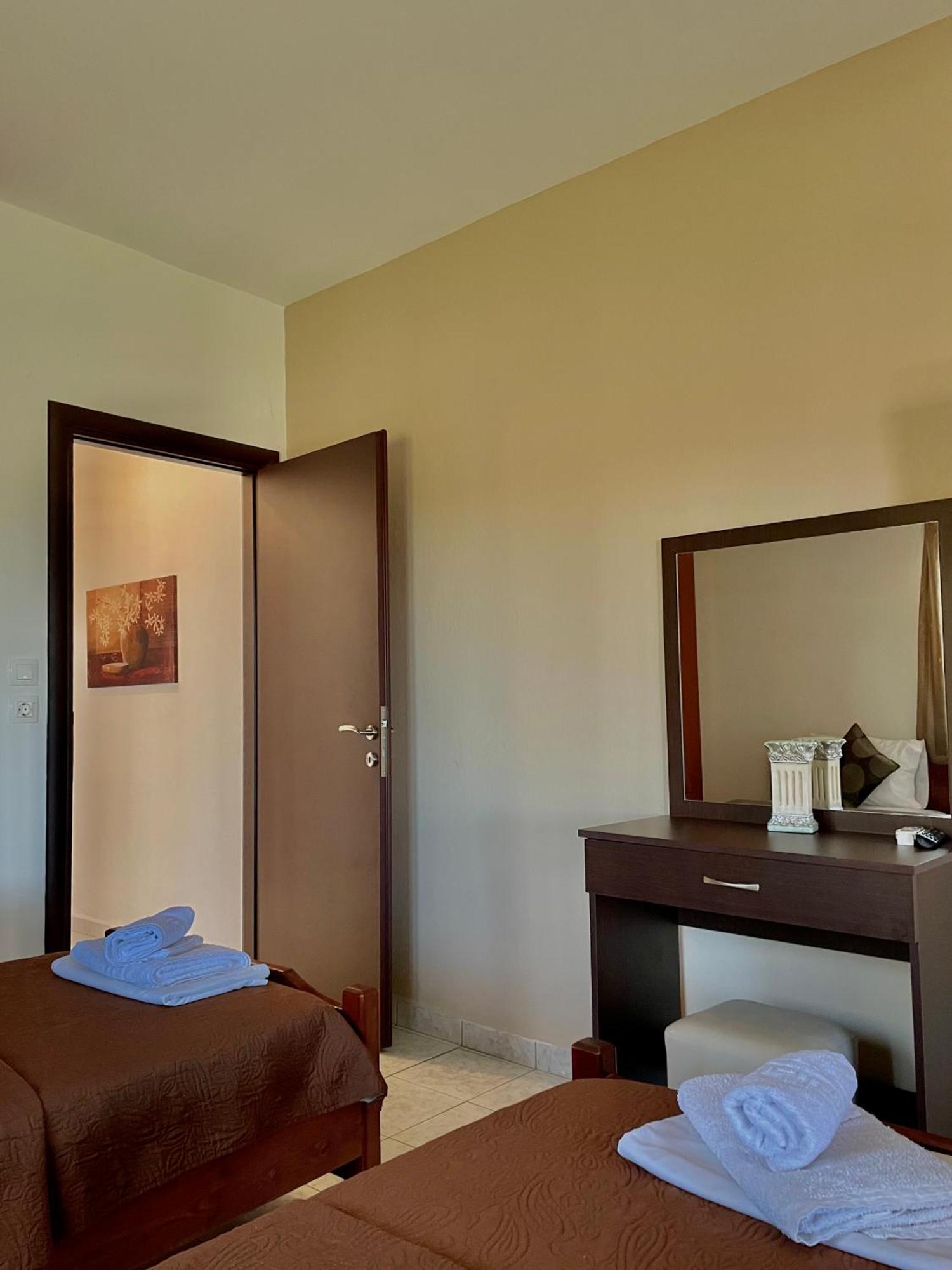 Anna Dani Apartments Vourvourou Ngoại thất bức ảnh