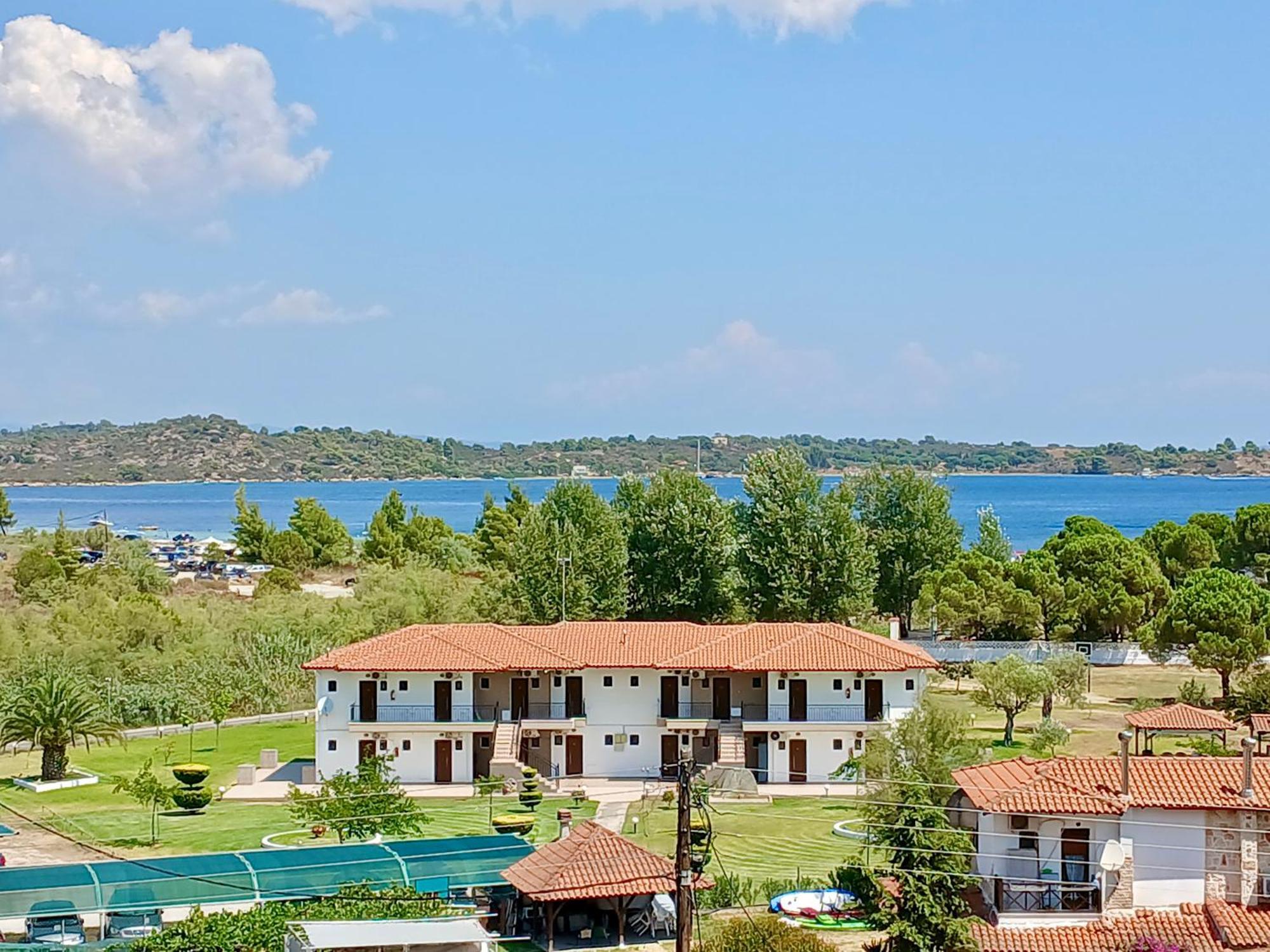 Anna Dani Apartments Vourvourou Ngoại thất bức ảnh