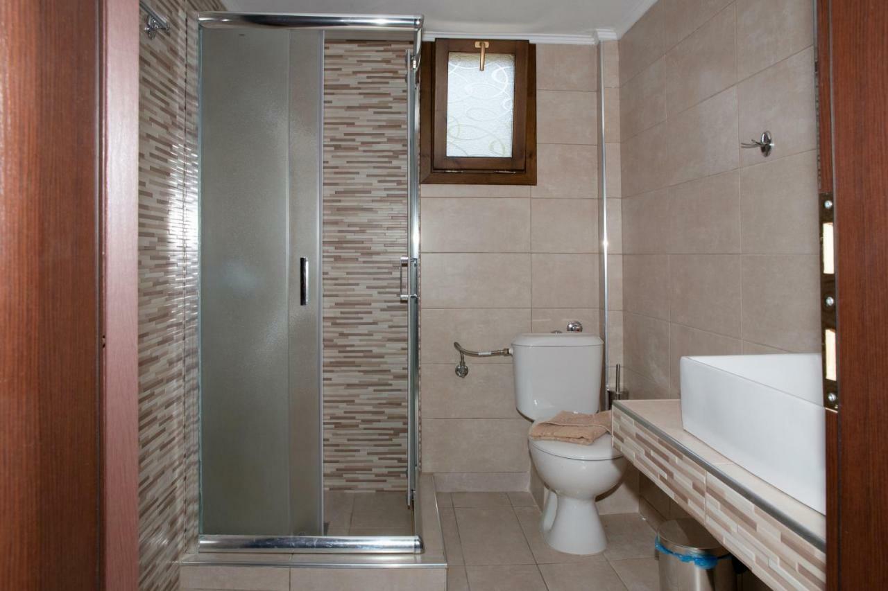 Anna Dani Apartments Vourvourou Ngoại thất bức ảnh